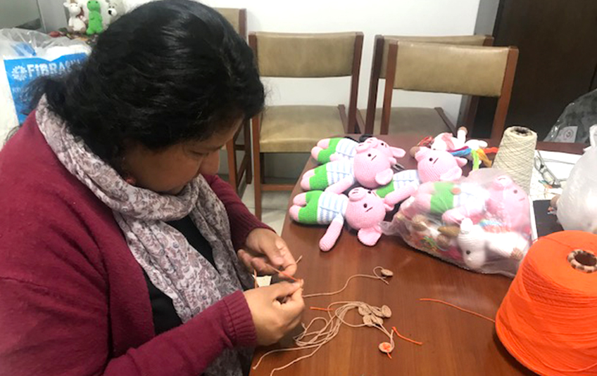 Venezuelan Migrants are Weaving Hope in Peru